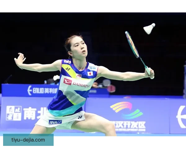 马林直落两局轻取大堀彩 晋级羽毛球女单四强